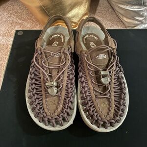 Keen Olive Woven Sandals